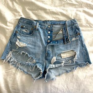 Distressed Levi high waisted denim shorts